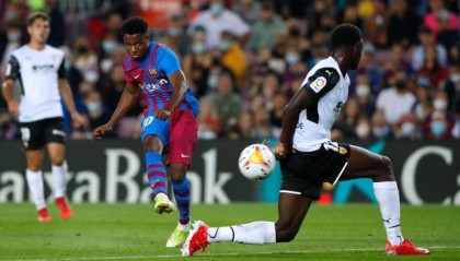 kaiyun管理-安苏·法蒂代表巴萨复兴的希望